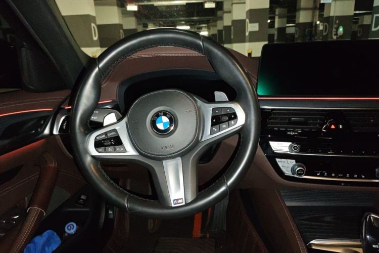 Used BMW 5 Series 2021 Facelifted 530Li Leading Edition M Sport Package Steering Wheel