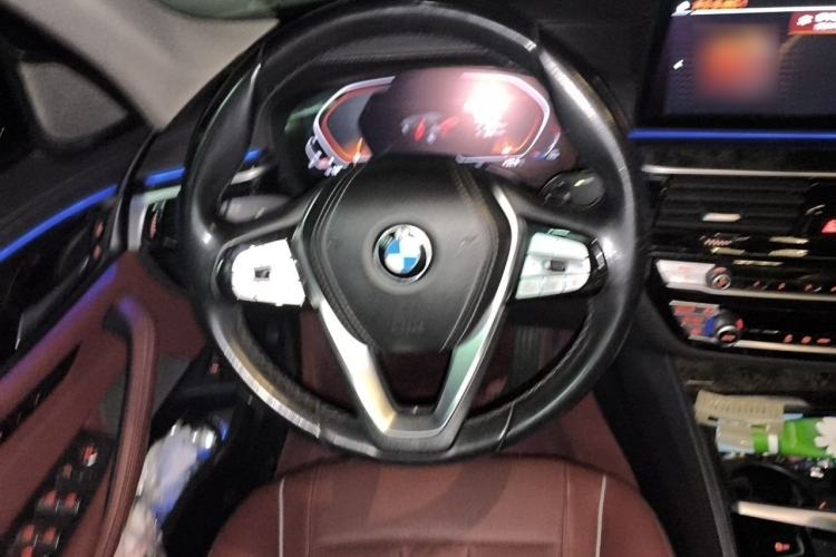 Used BMW 5 Series 2021 525Li Luxury Package Steering Wheel