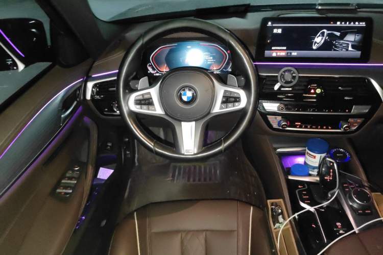 Used BMW 5 Series 2021 530Li Leading Model M Sport Package Steering Wheel