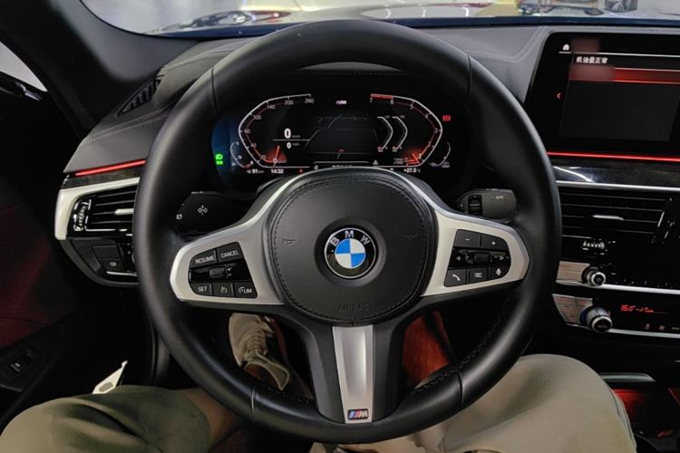 Used BMW 5 Series 2021 525Li M Sport Package Steering Wheel