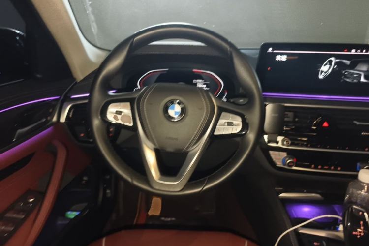 Used BMW 5 Series 2021 525Li Luxury Package Steering Wheel