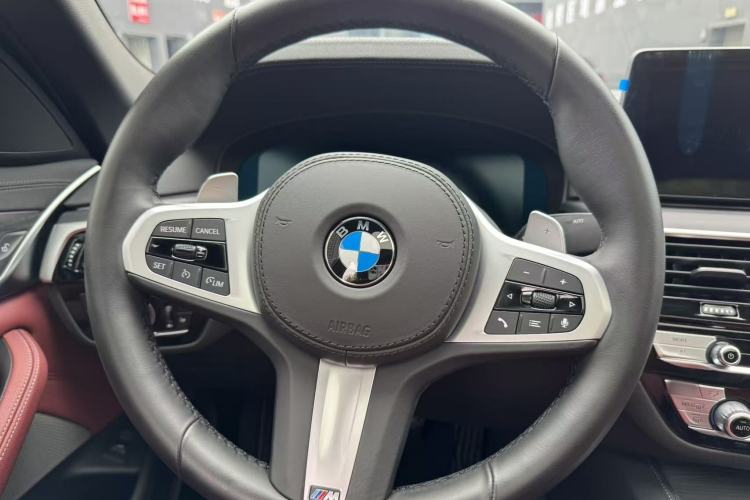 Used BMW 5 Series 2021 Facelifted 530Li Leading Edition M Sport Package Steering Wheel