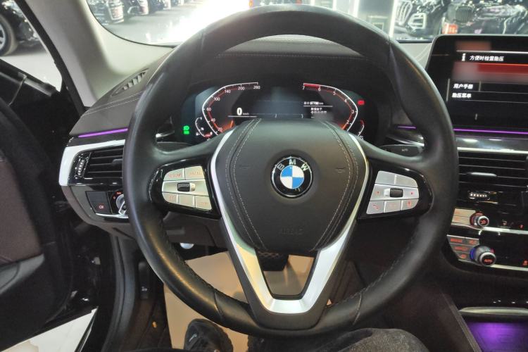 Used BMW 5 Series 2021 525Li Luxury Package Steering Wheel