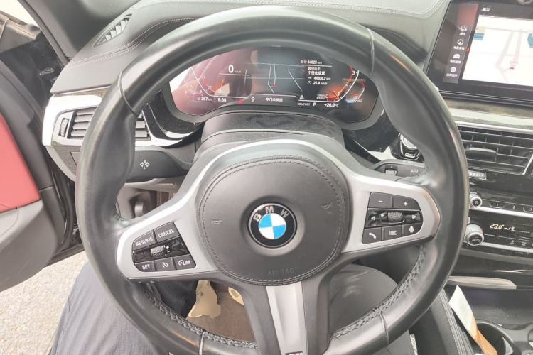 Used BMW 5 Series 2021 525Li M Sport Package Steering Wheel
