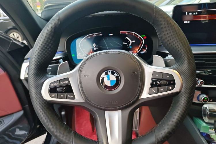 Used BMW 5 Series 2021 530Li xDrive M Sport Package Steering Wheel