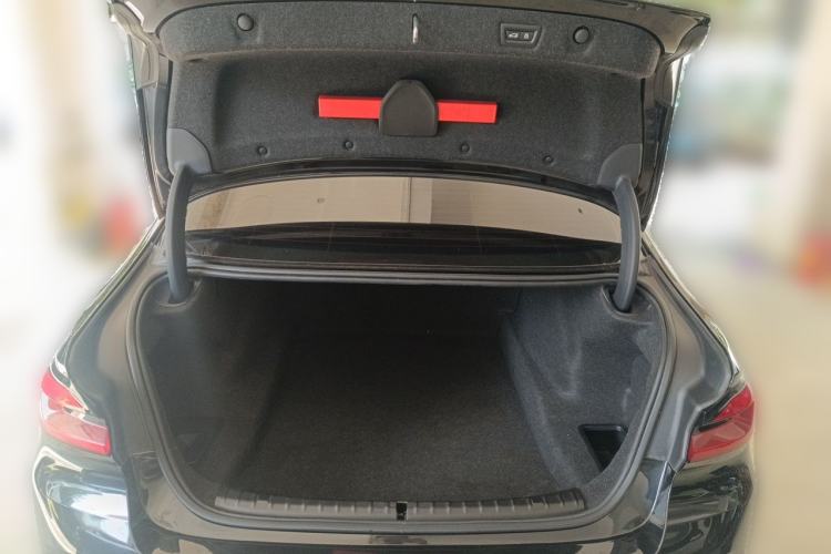 Used BMW 5 Series 2021 530Li xDrive Luxury Package Trunk