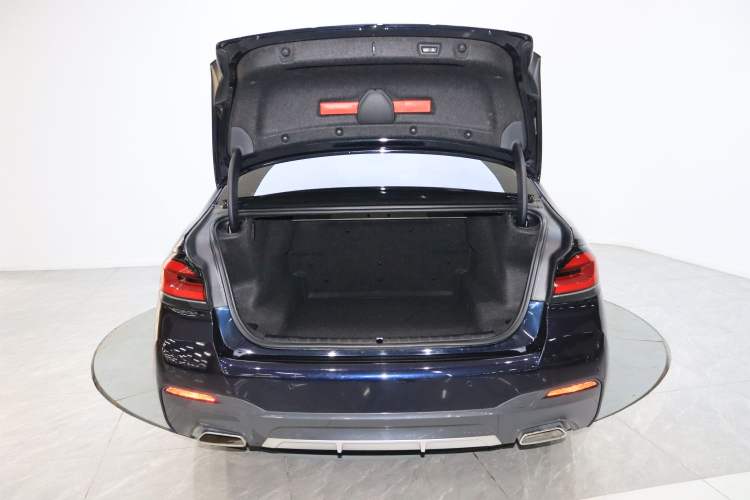 Used BMW 5 Series 2021 530Li Luxury Edition M Sport Package Trunk