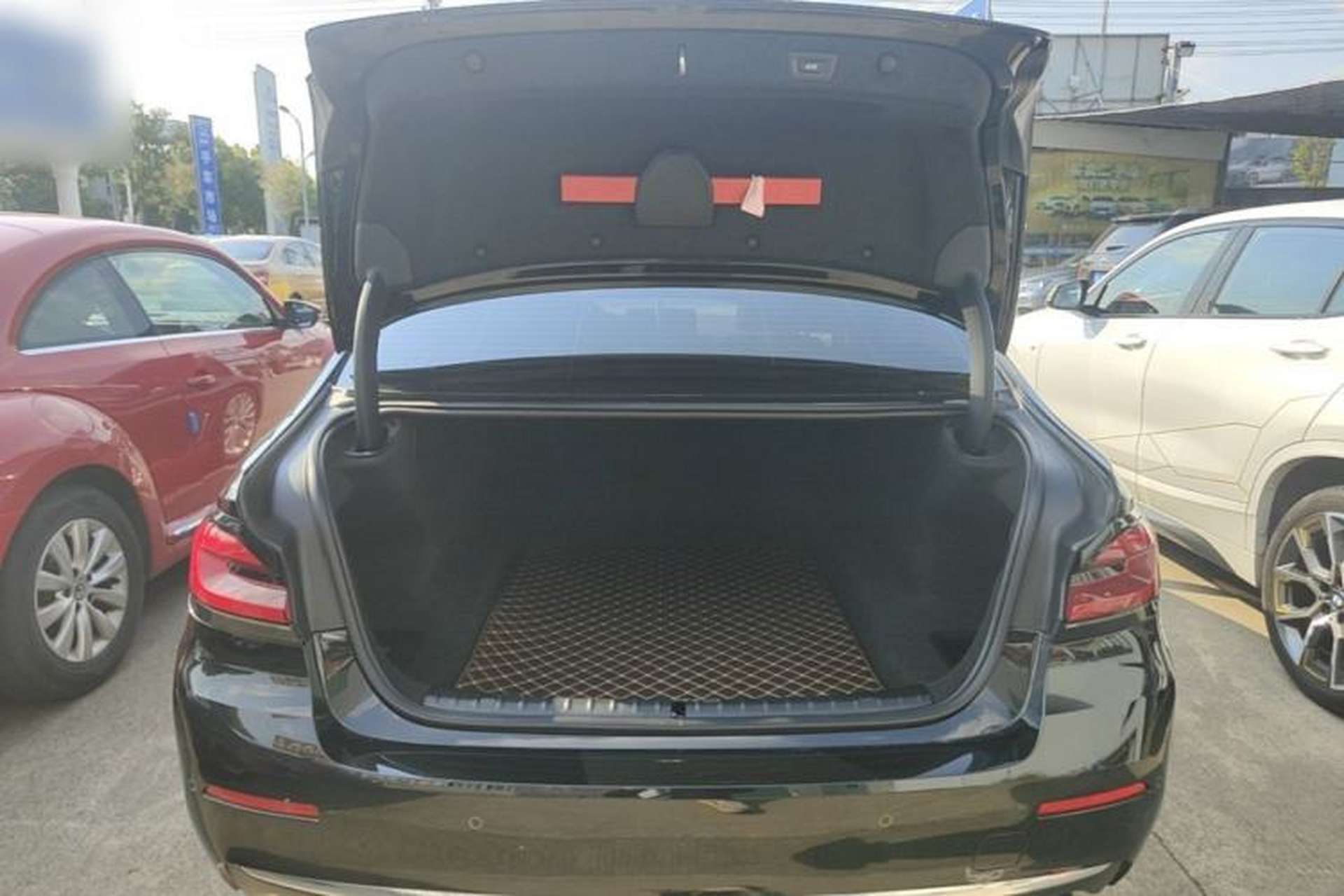 Used BMW 5 Series 2021 525Li Luxury Package Trunk
