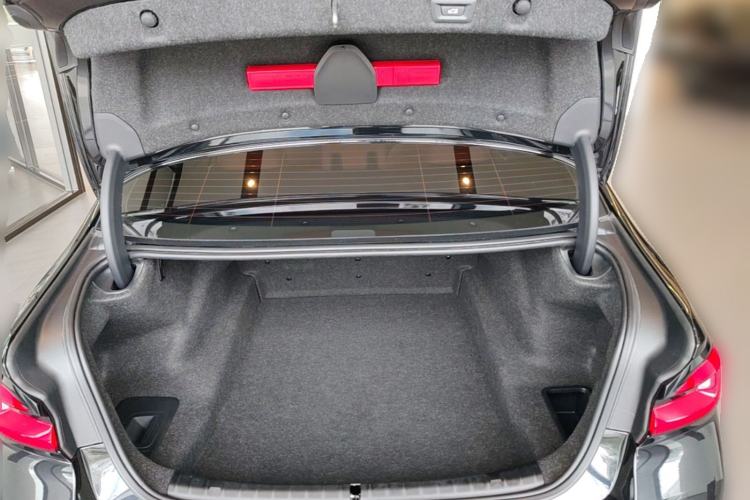 Used BMW 5 Series 2021 530Li xDrive M Sport Package Trunk