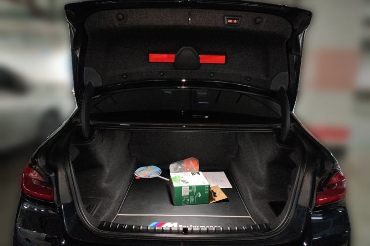 Used BMW 5 Series 2021 530Li Luxury Edition M Sport Package Trunk
