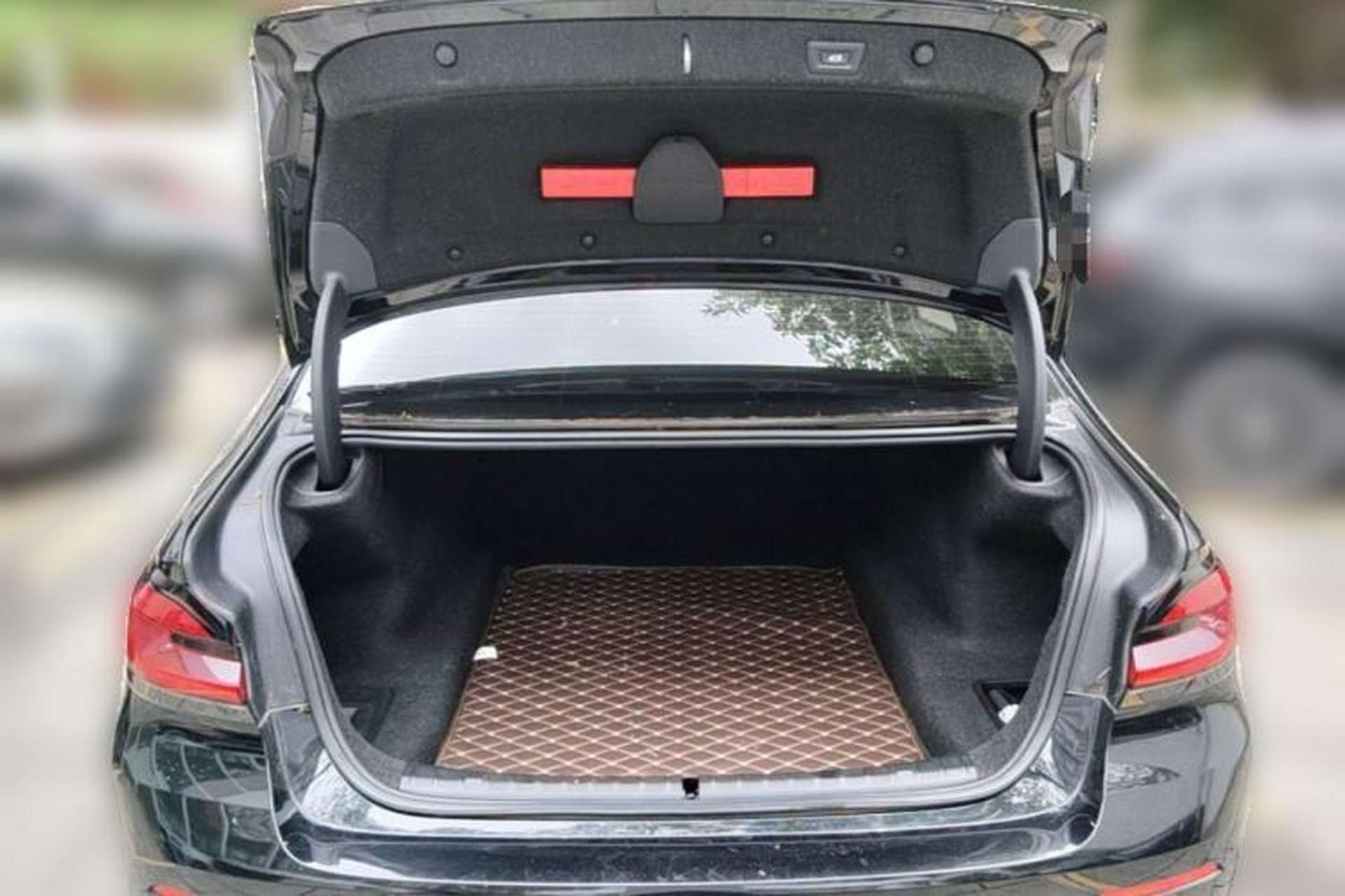 Used BMW 5 Series 2021 525Li Luxury Package Trunk