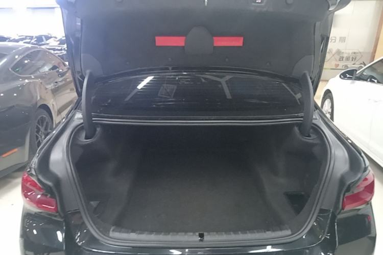 Used BMW 5 Series 2021 525Li M Sport Package Trunk