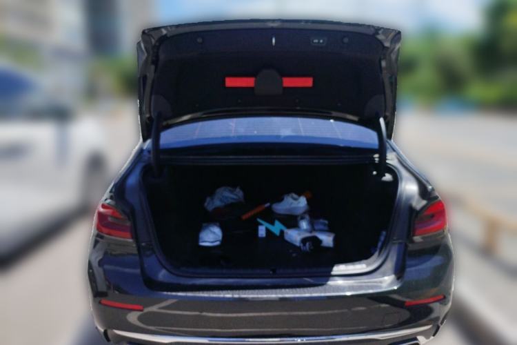 Used BMW 5 Series 2021 Restyled 530Li Leading Edition Luxury Package Trunk