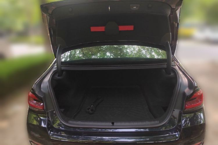 Used BMW 5 Series 2021 525i M Sport Package Trunk