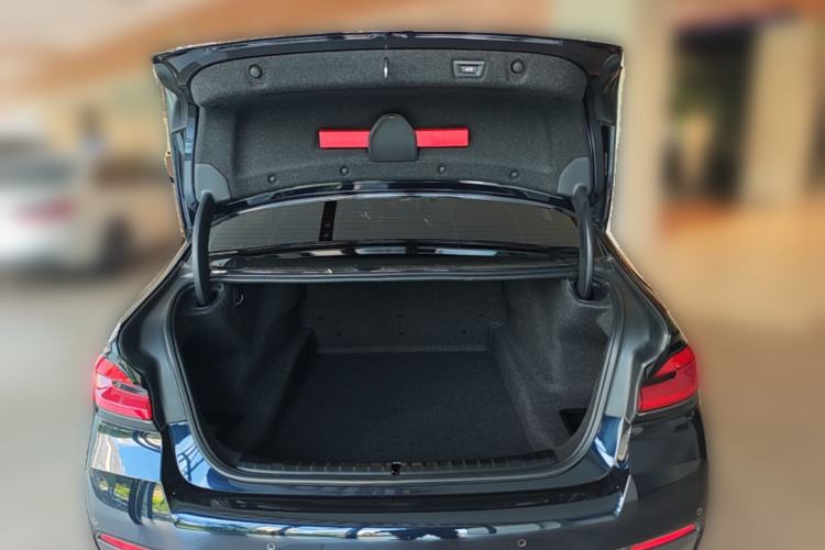 Used BMW 5 Series 2021 530Li xDrive M Sport Package Trunk