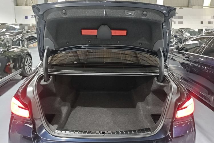 Used BMW 5 Series 2021 525Li M Sport Package Trunk