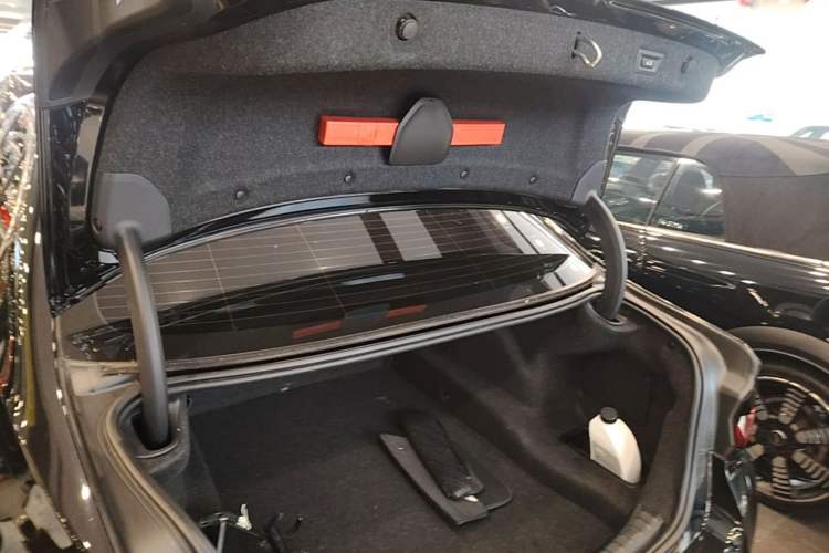 Used BMW 5 Series 2021 Facelifted 525Li M Sport Package Trunk