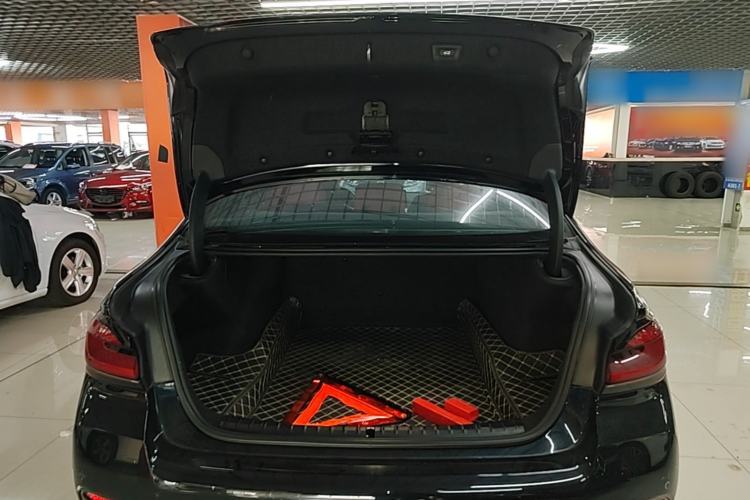 Used BMW 5 Series 2021 Facelifted 525Li M Sport Package Trunk