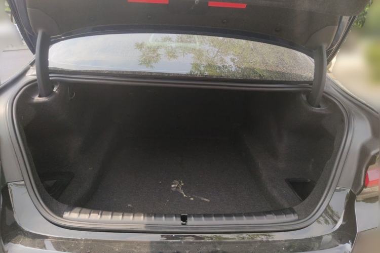 Used BMW 5 Series 2021 525Li M Sport Package Trunk