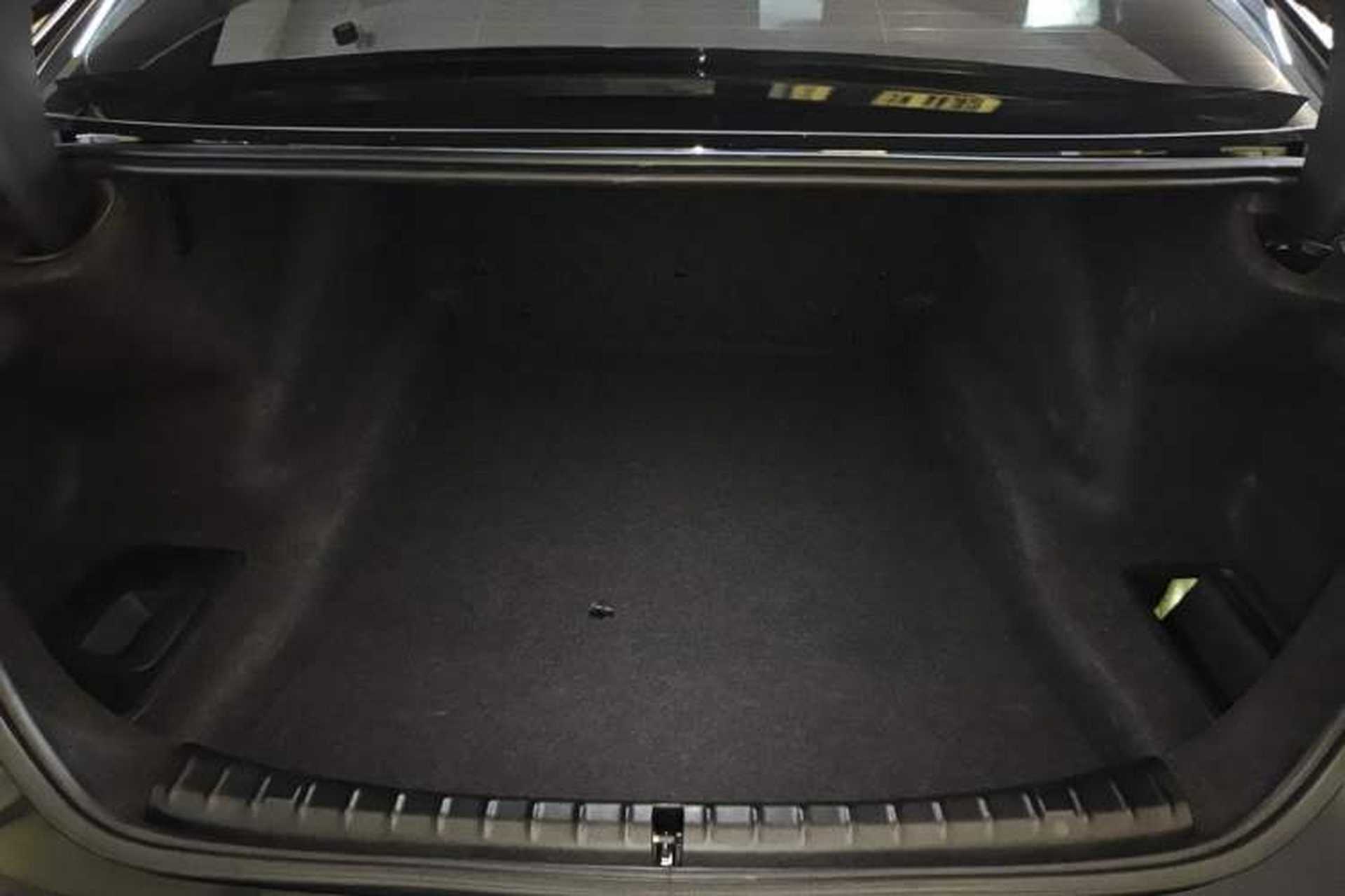 Used BMW 5 Series 2021 530Li Luxury Edition Premium Package Trunk