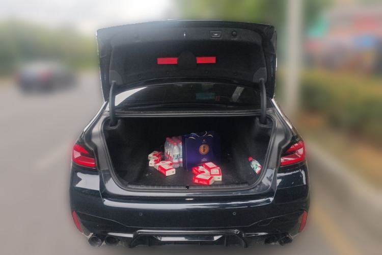 Used BMW 5 Series 2021 Facelifted 530Li Leading Edition M Sport Package Trunk