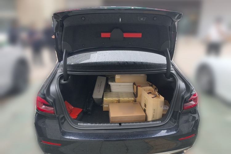 Used BMW 5 Series 2021 Updated Version 525Li Luxury Package Trunk
