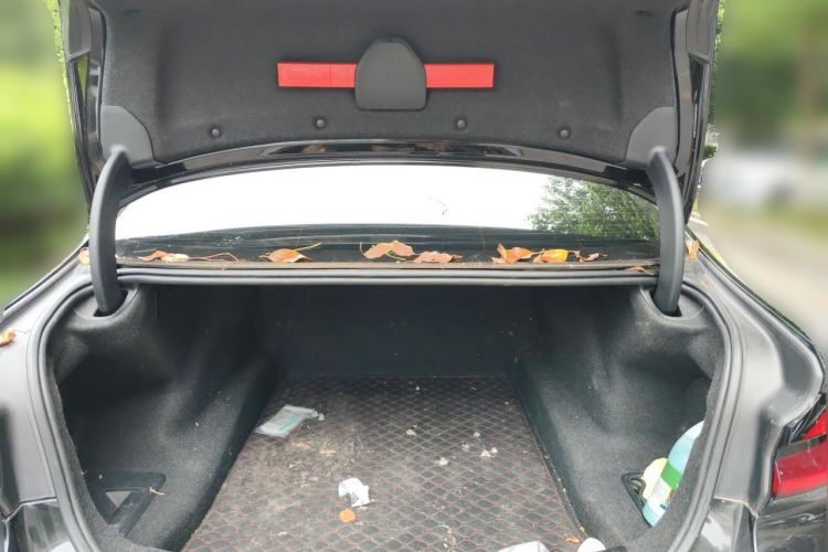 Used BMW 5 Series 2021 525Li M Sport Package Trunk