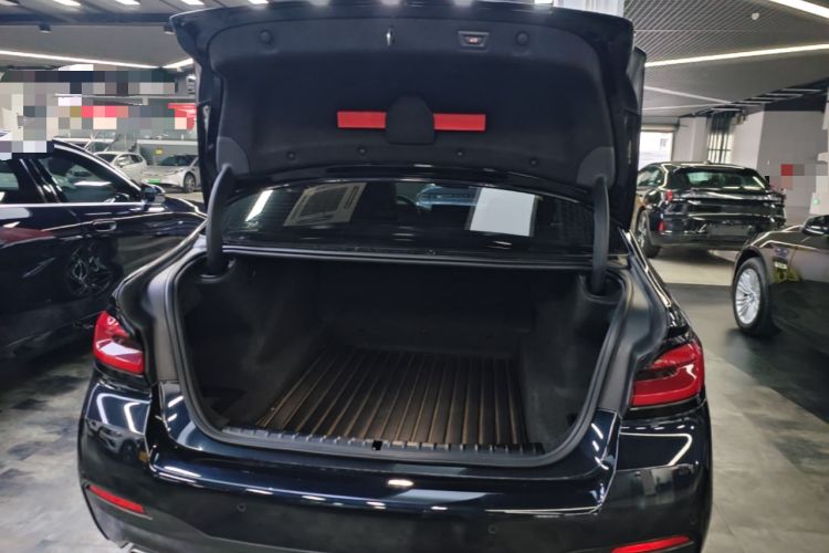 Used BMW 5 Series 2021 525Li M Sport Package Trunk