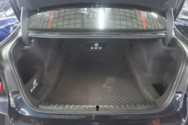 Used BMW 5 Series 2021 530Li Leading Model M Sport Package Trunk