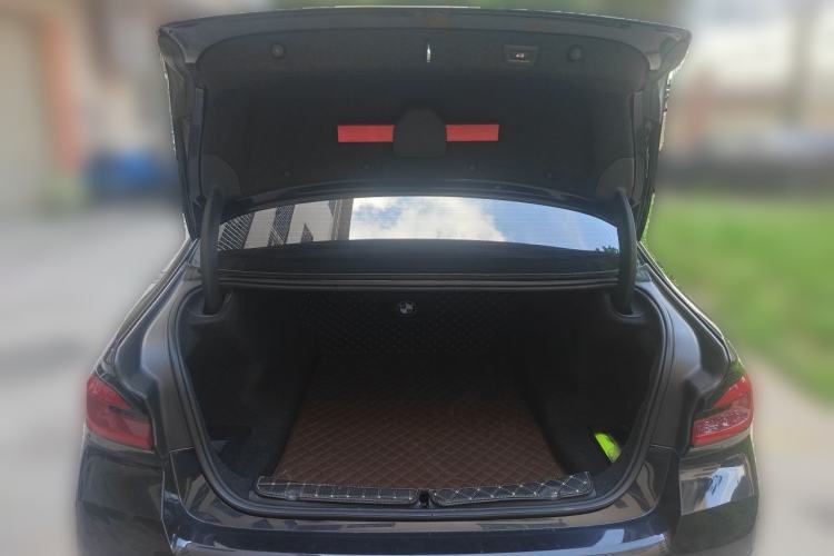 Used BMW 5 Series 2021 Facelifted 525Li M Sport Package Trunk