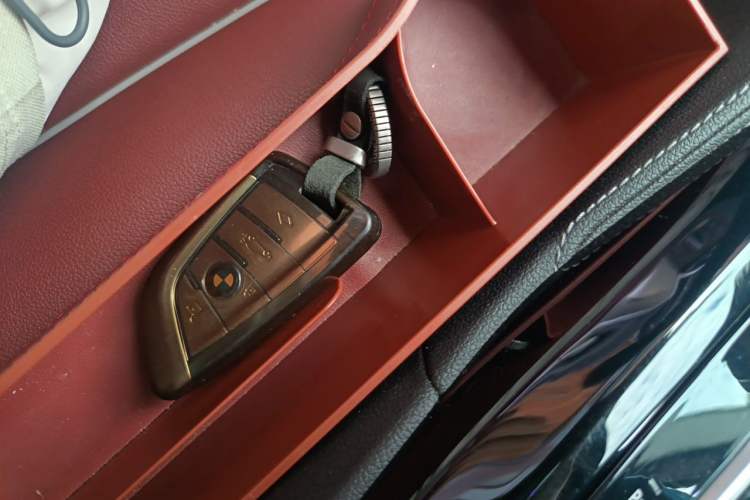Used BMW 5 Series 2021 530Li Leading Model M Sport Package Vehicle Key