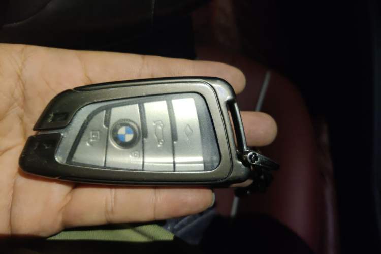 Used BMW 5 Series 2021 Facelifted 525Li M Sport Package Vehicle Key