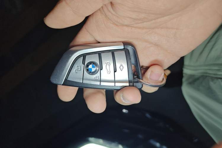 Used BMW 5 Series 2021 530Li Leading Model M Sport Package Vehicle Key