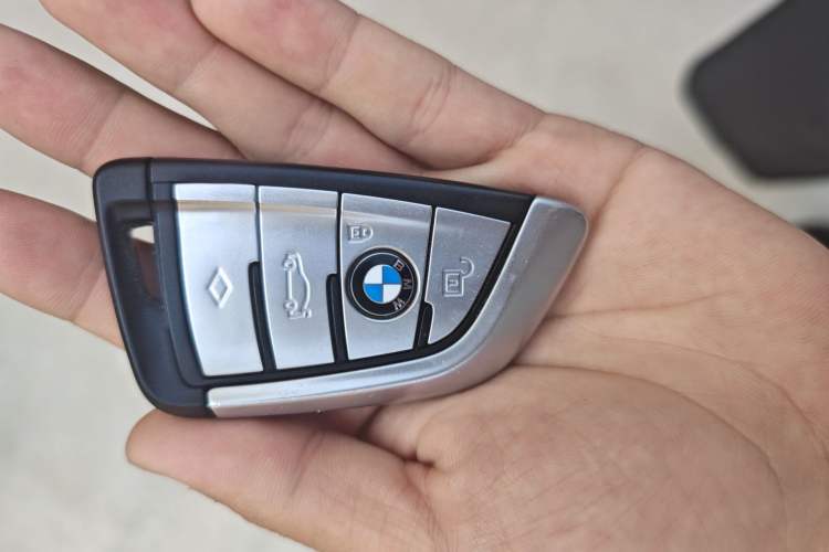 Used BMW 5 Series 2021 530Li Leading Luxury Package Vehicle Key