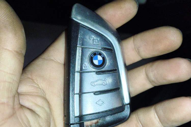 Used BMW 5 Series 2021 525Li Luxury Package Vehicle Key