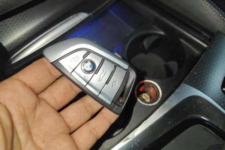 Used BMW 5 Series 2021 530i M Sport Package Vehicle Key