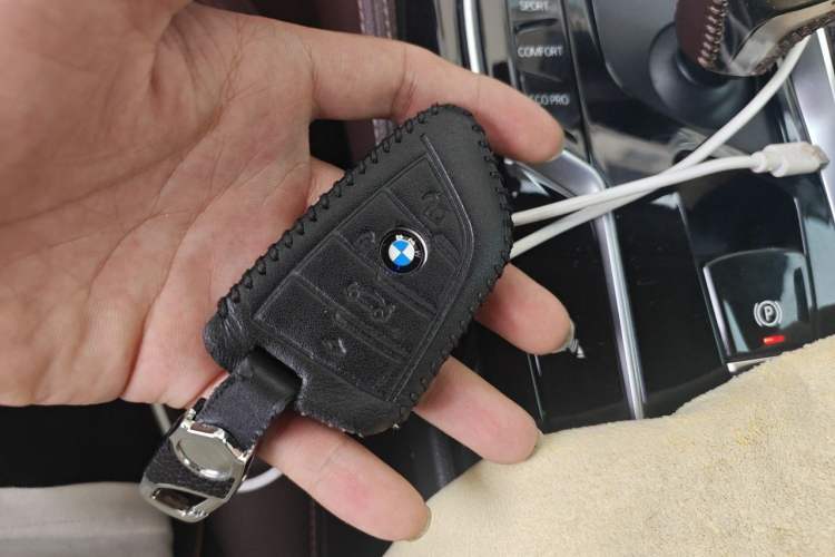 Used BMW 5 Series 2021 530Li Leading Luxury Package Vehicle Key