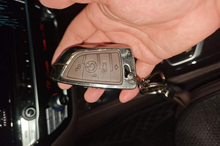 Used BMW 5 Series 2021 525Li M Sport Package Vehicle Key