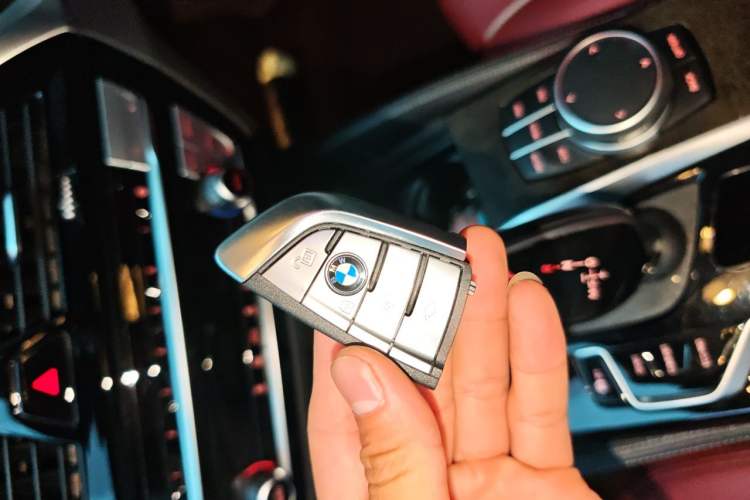 Used BMW 5 Series 2021 Facelifted 525Li M Sport Package Vehicle Key