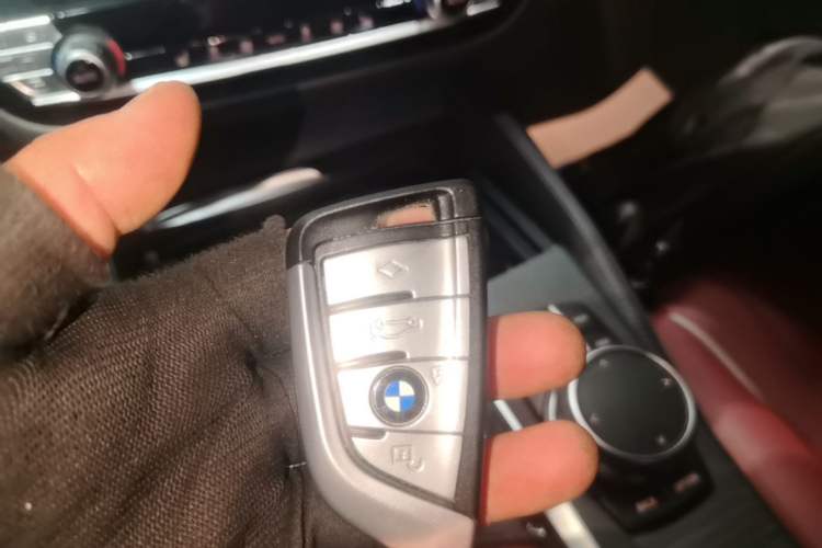 Used BMW 5 Series 2021 Facelifted 530Li Leading Edition M Sport Package Vehicle Key