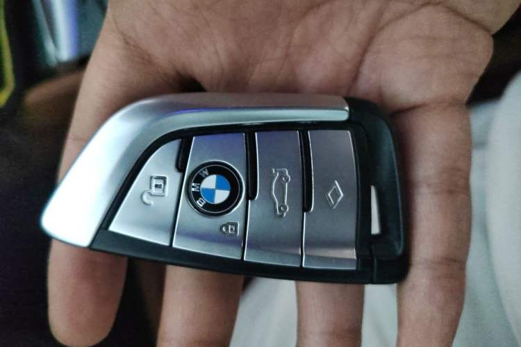 Used BMW 5 Series 2021 530Li xDrive M Sport Package Vehicle Key