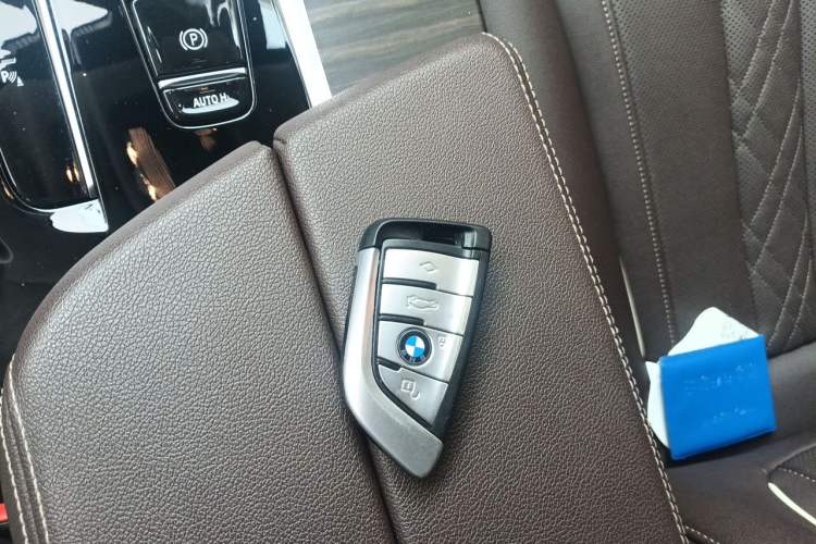 Used BMW 5 Series 2021 530Li Leading Luxury Package Vehicle Key