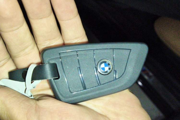 Used BMW 5 Series 2021 530i M Sport Package Vehicle Key