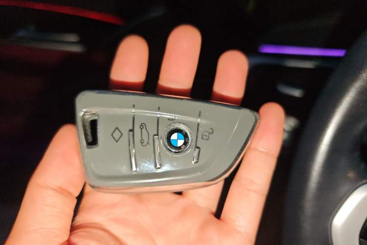 Used BMW 5 Series 2021 525Li M Sport Package Vehicle Key