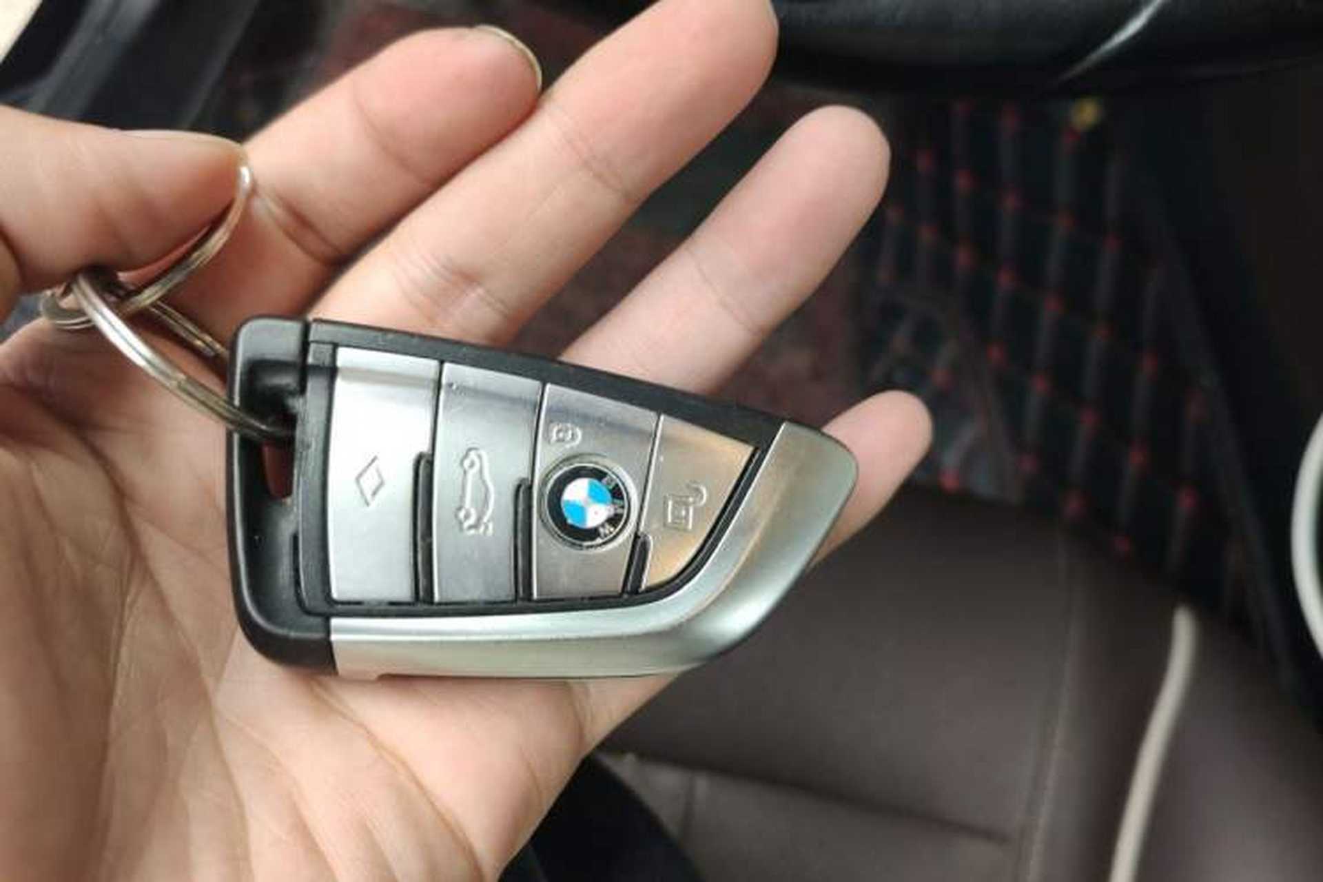 Used BMW 5 Series 2021 Restyled 530Li Leading Edition Luxury Package Vehicle Key