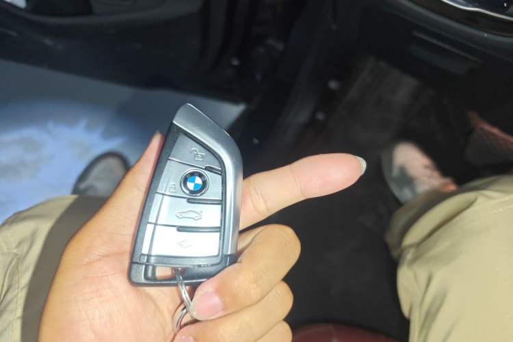 Used BMW 5 Series 2021 530Li Leading Model M Sport Package Vehicle Key