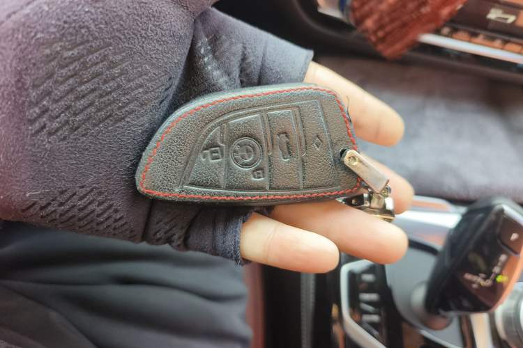Used BMW 5 Series 2021 525Li M Sport Package Vehicle Key