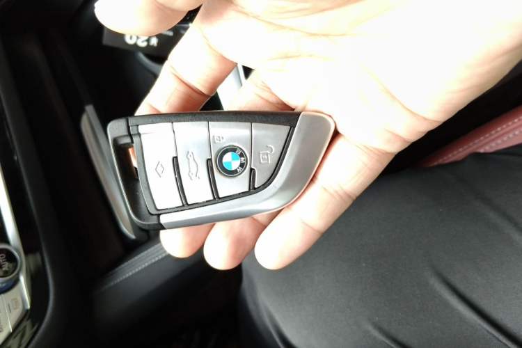 Used BMW 5 Series 2021 530Li Luxury Edition Premium Package Vehicle Key