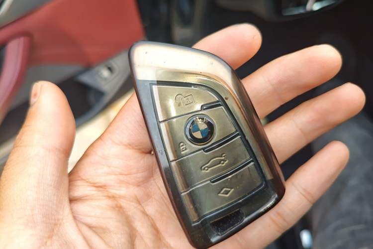 Used BMW 5 Series 2021 530Li Leading Luxury Package Vehicle Key