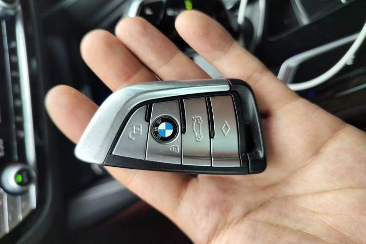 Used BMW 5 Series 2021 530Li Leading Model M Sport Package Vehicle Key